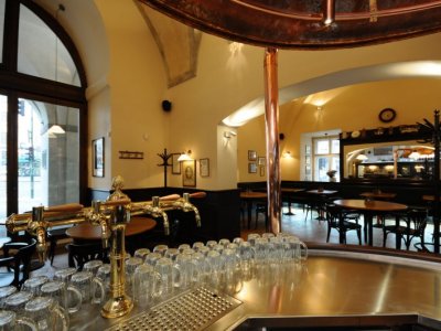 Malostranská beseda