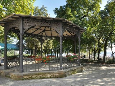 Sady a park na Letné 