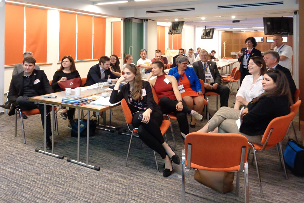 DISTRIKTNÍ KONFERENCE ROTARACT KLUBŮ